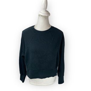 Nike Women's Dry-Fit Versa Black Cropped Training Pullover Size Small.
